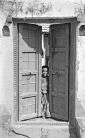 daneti-girl-in-doorway